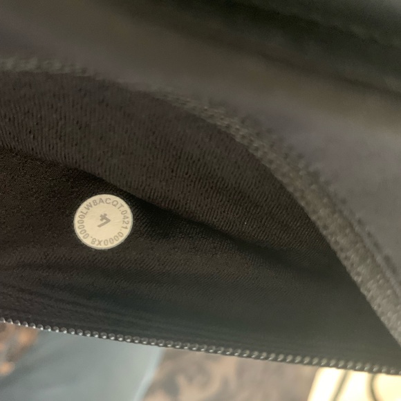 BNWT🌟RARE HARD TO FIND PRINT🌟LULULEMON PACE RIVAL SKIRT SIZE 4 REGULAR 12”CUTE - Picture 10 of 10